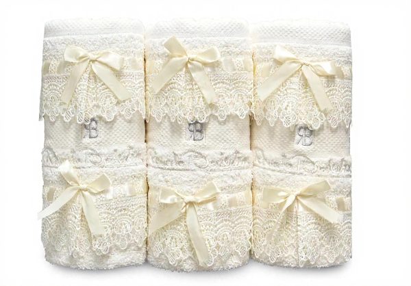 Set asciugamani Renato Balestra viso ospite pizzo macramè